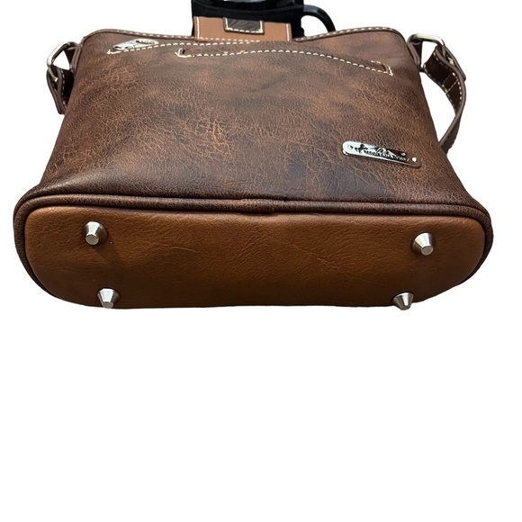 MONTANA WEST laser Cut-Out Buckle Brown Embossed Leather & Studs Concealed Carry - Picture 4 of 12